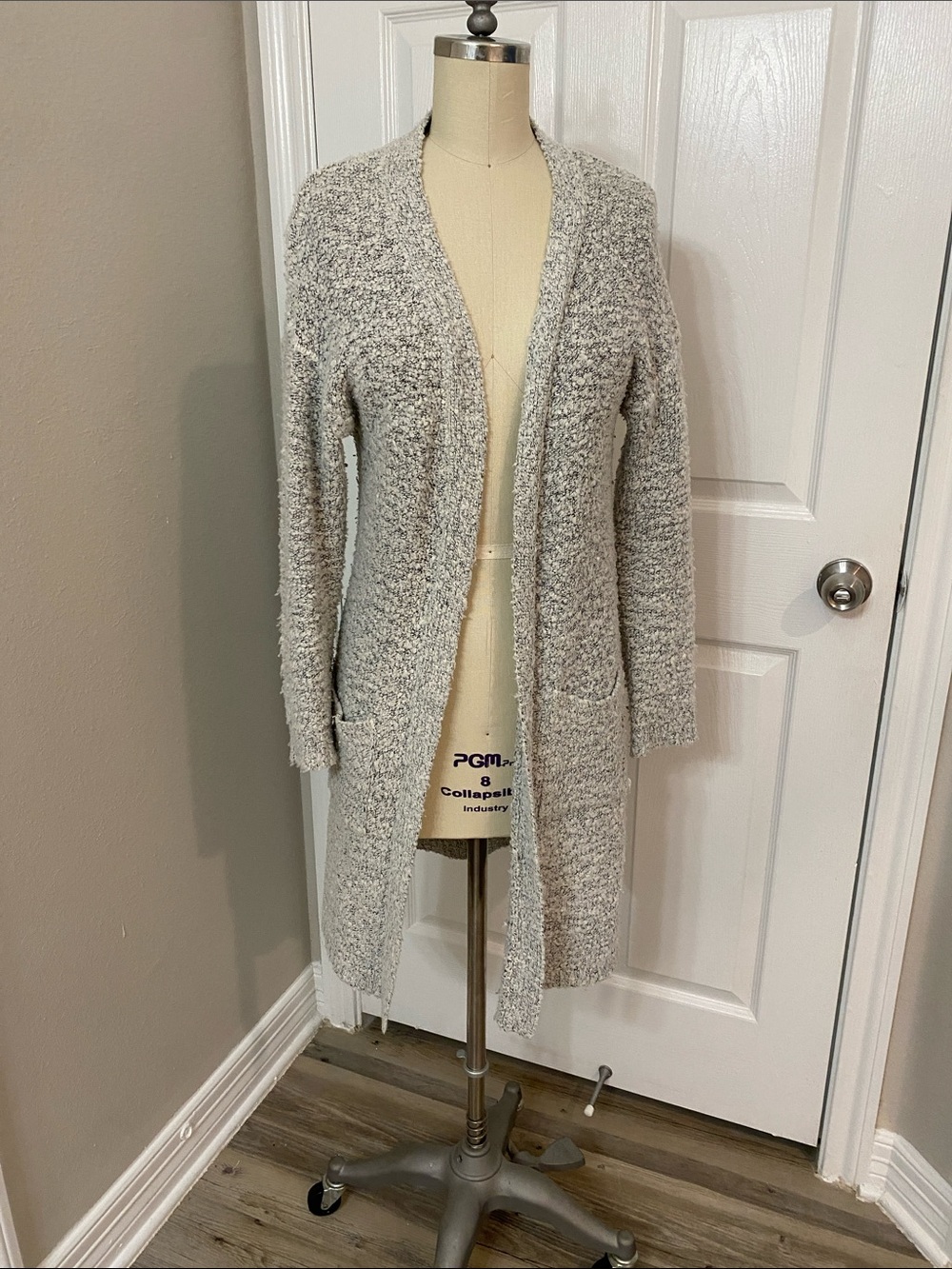 RD Style Light Gray Heathered Long Open-Front Cardigan